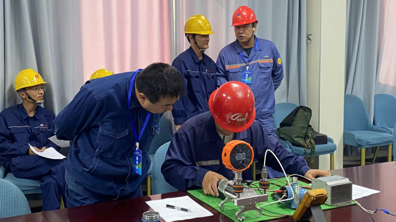 �����������ܹ�����а��������ͻ�����ҵ��Ⱥ���վ����ߵ�ʮ�조ͬ�˱���ְ�����մ���